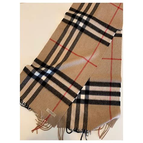 echarpe burberry made in scotland|echarpe burberry homme.